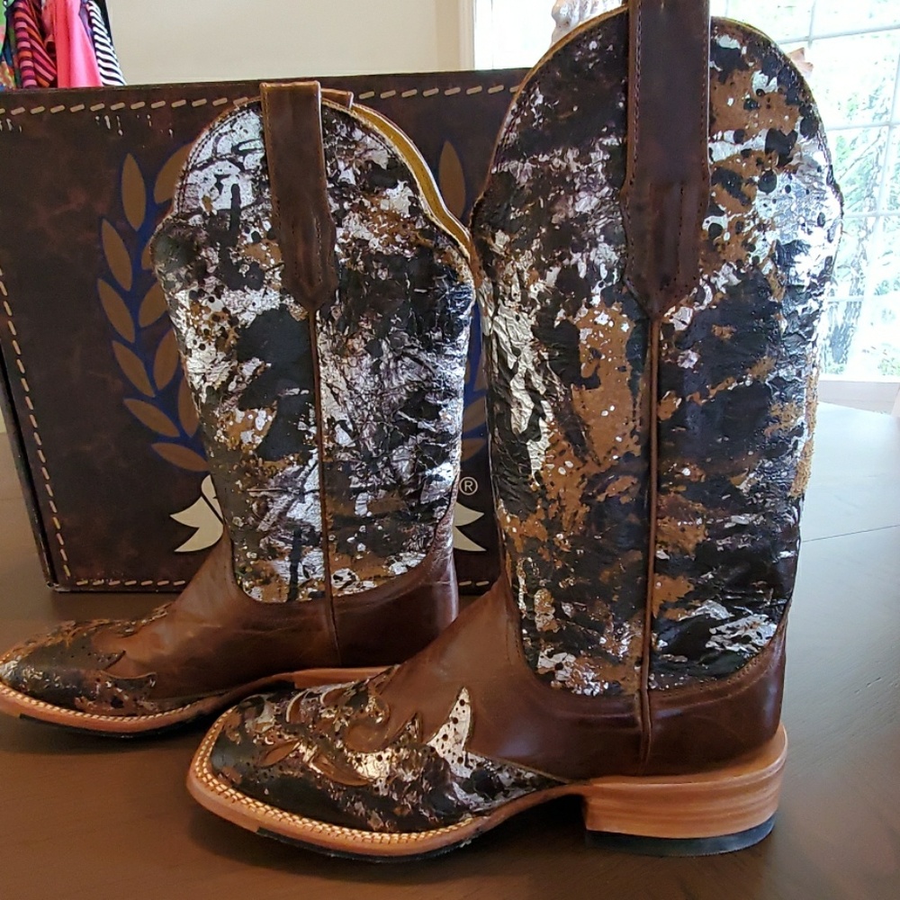 Cinch Boots